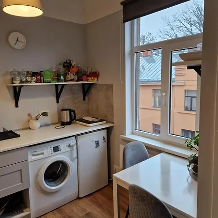 Artilerija's Apartment *
