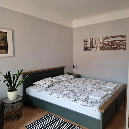 Artilerija's Apartment